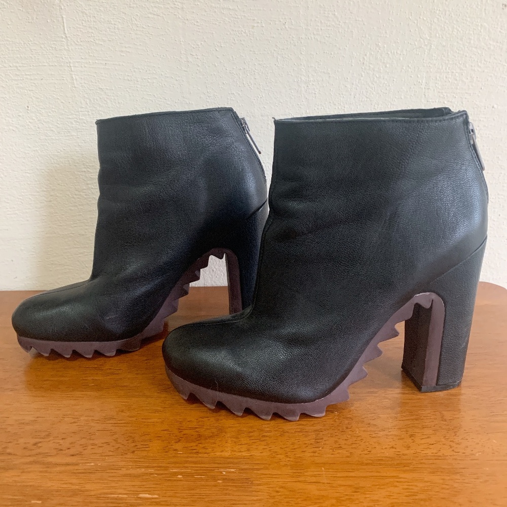 Sam Edelman Circus Kensley Black Leather Bootie